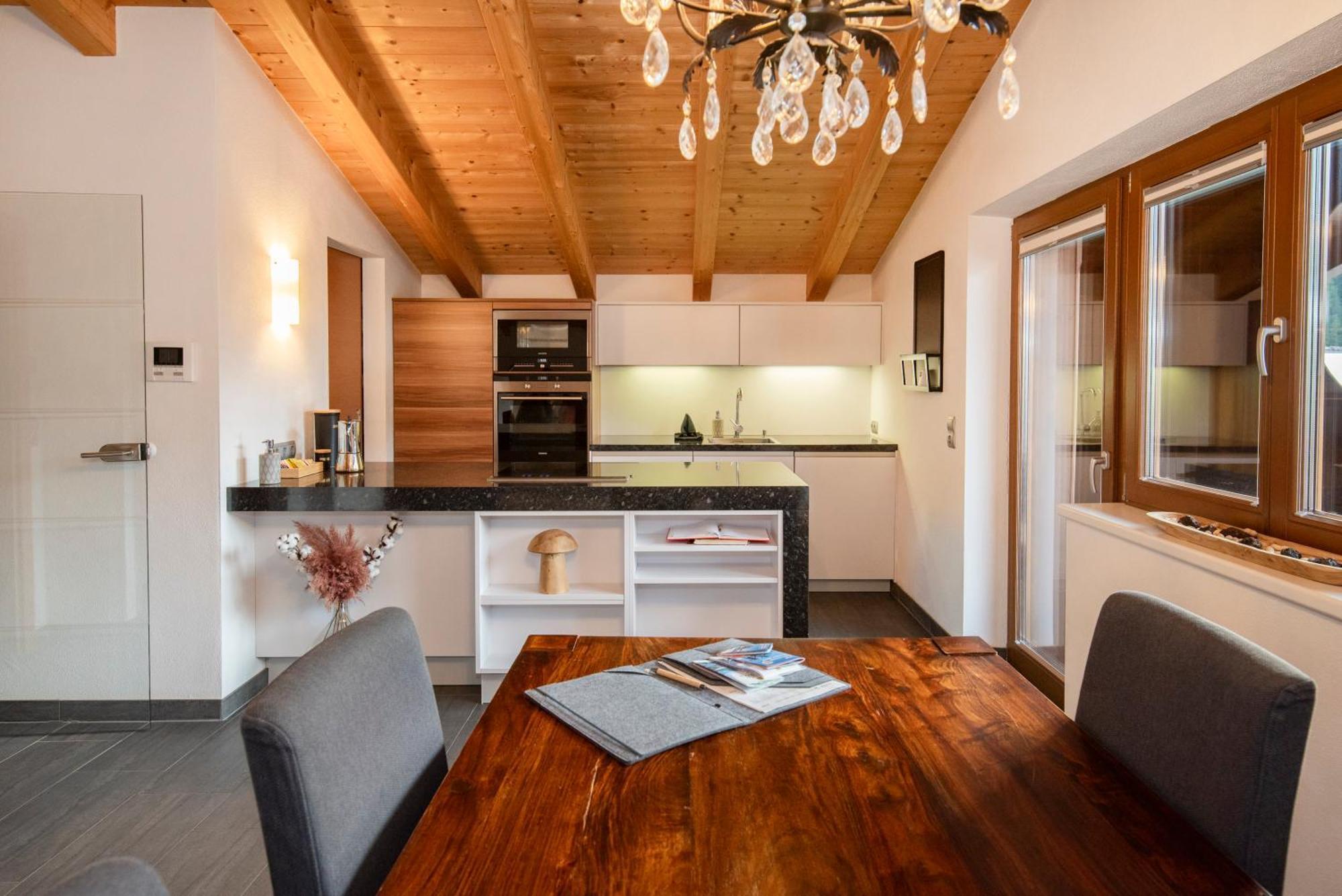 Natural Deluxe Apartments อัลพ์บาค ภายนอก รูปภาพ