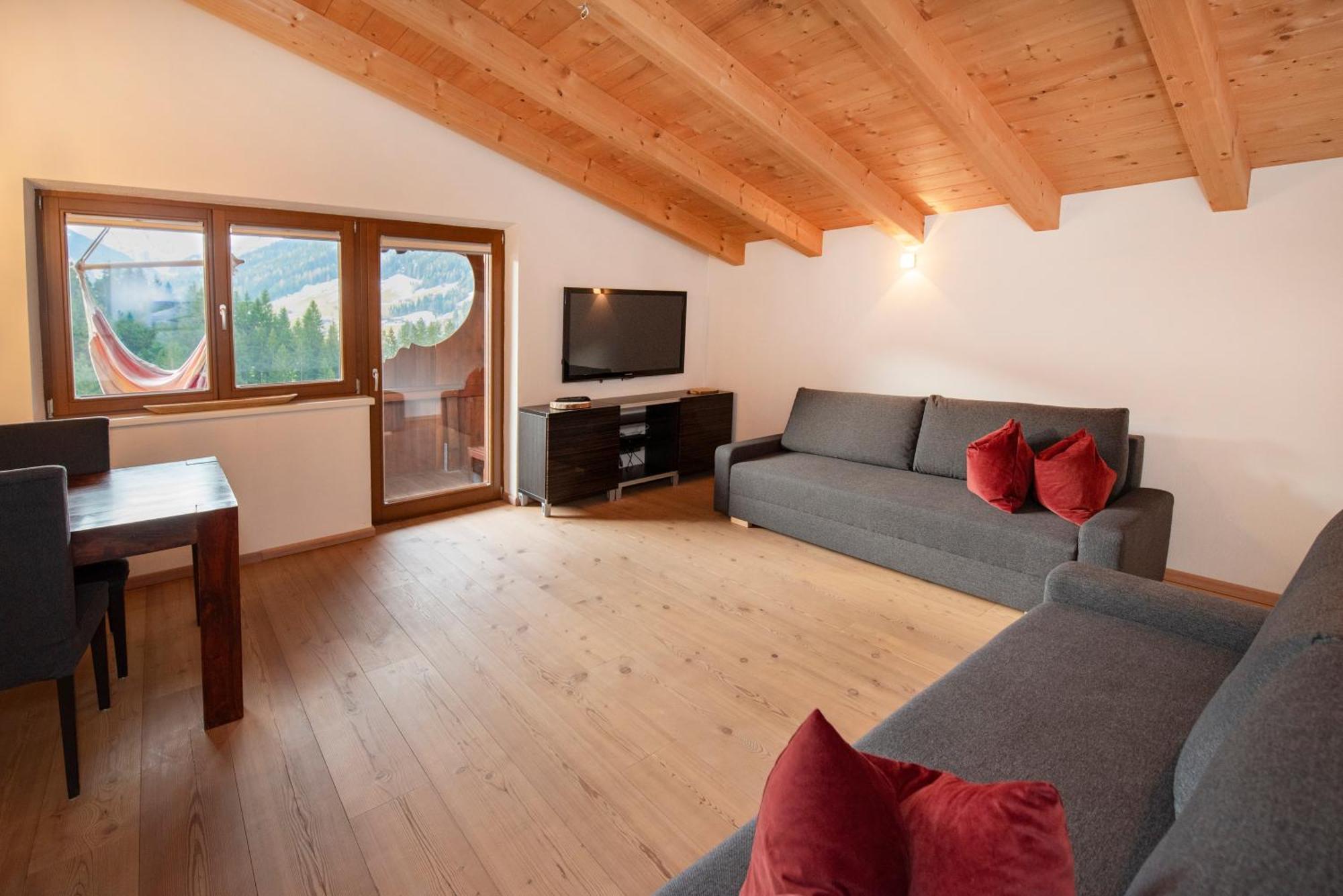 Natural Deluxe Apartments อัลพ์บาค ภายนอก รูปภาพ