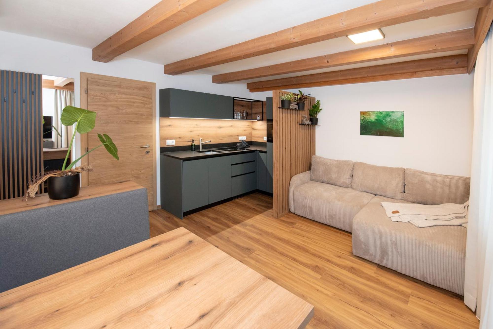 Natural Deluxe Apartments อัลพ์บาค ภายนอก รูปภาพ