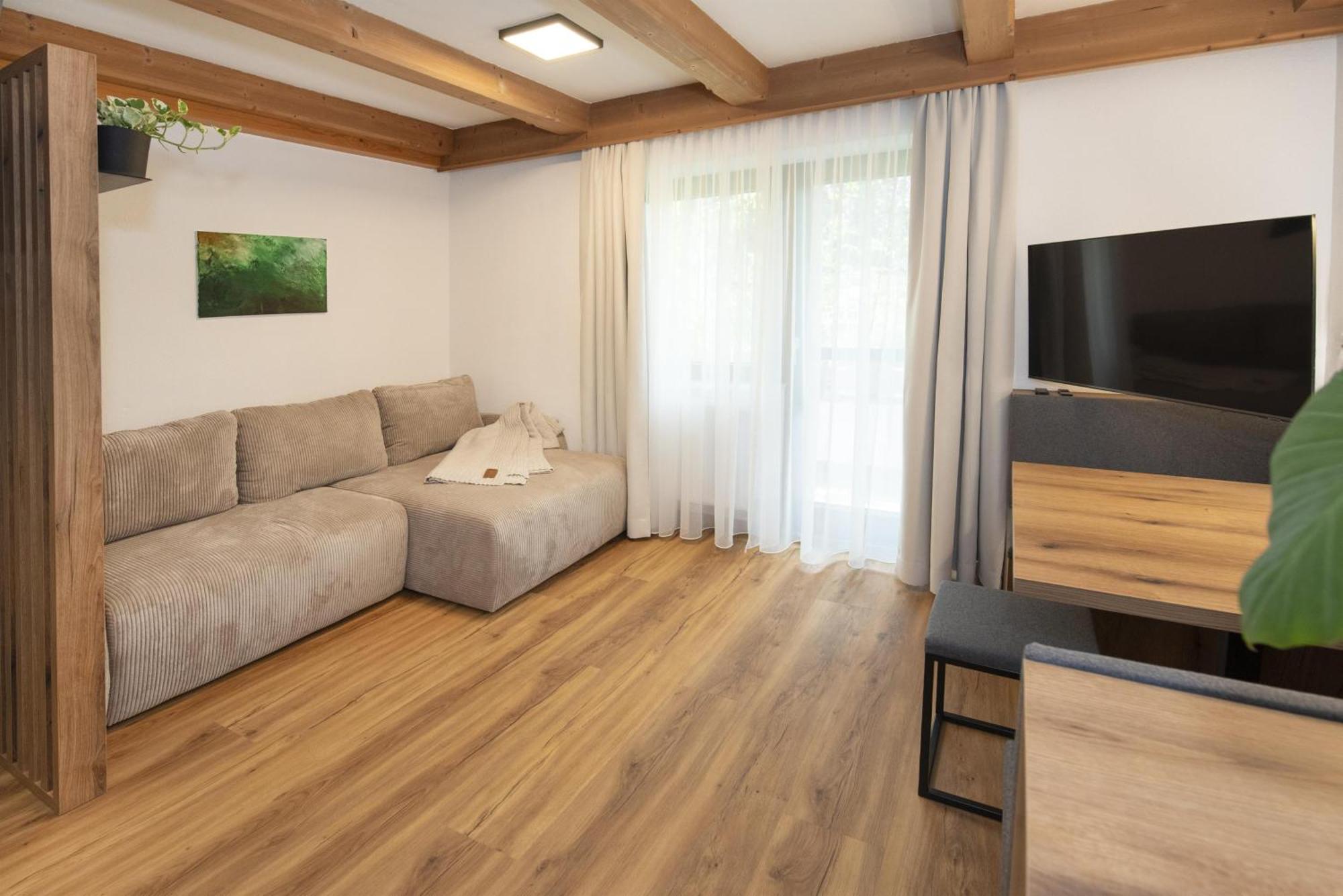 Natural Deluxe Apartments อัลพ์บาค ภายนอก รูปภาพ