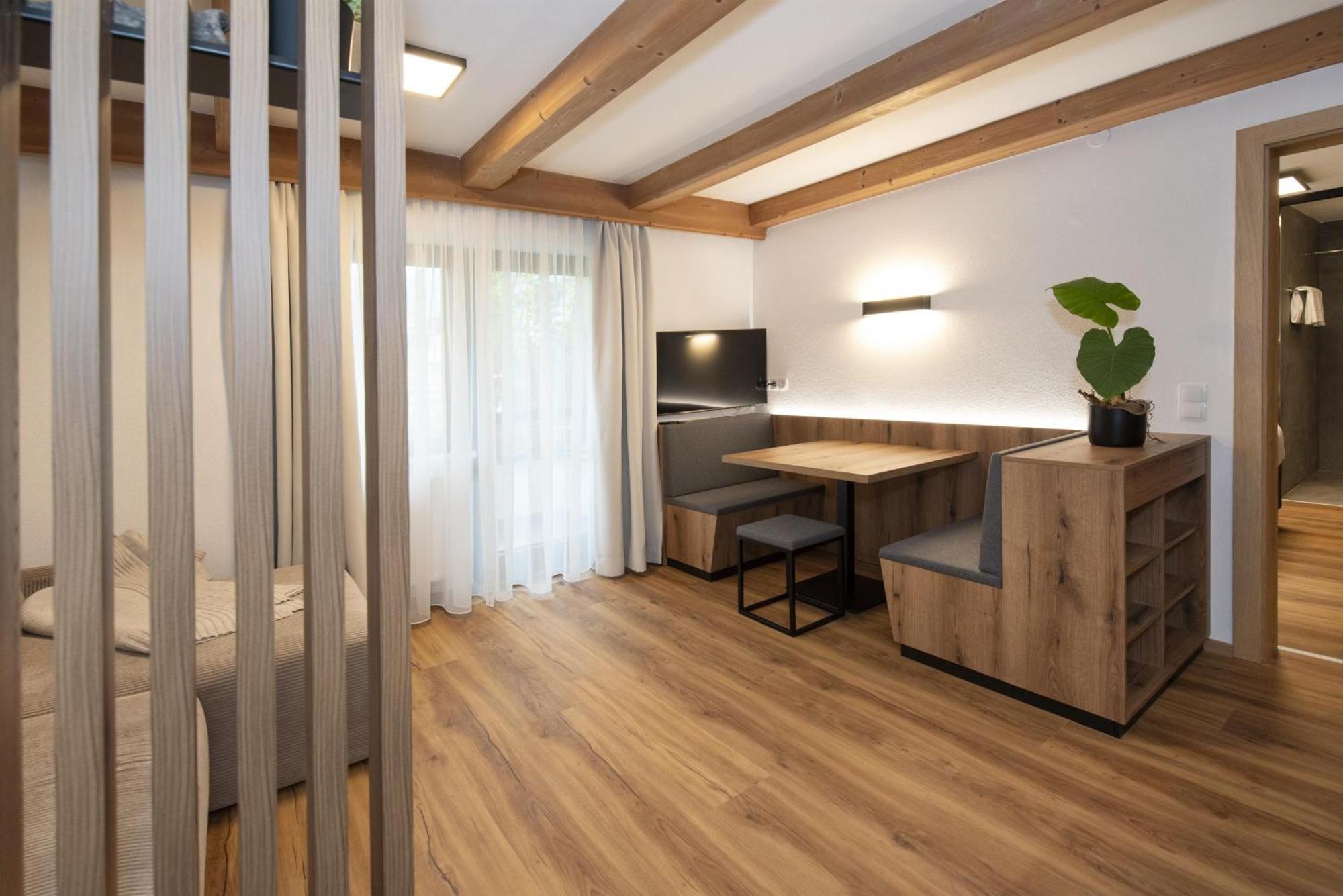 Natural Deluxe Apartments อัลพ์บาค ภายนอก รูปภาพ